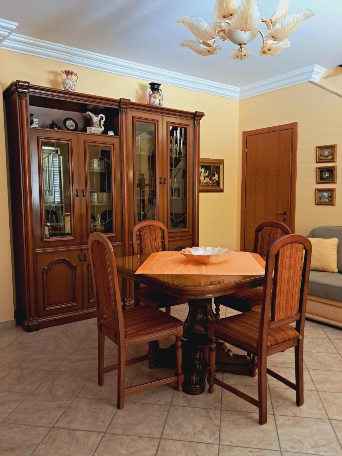 Apartamento Al Cortile Del Pozzo Delia Exterior foto