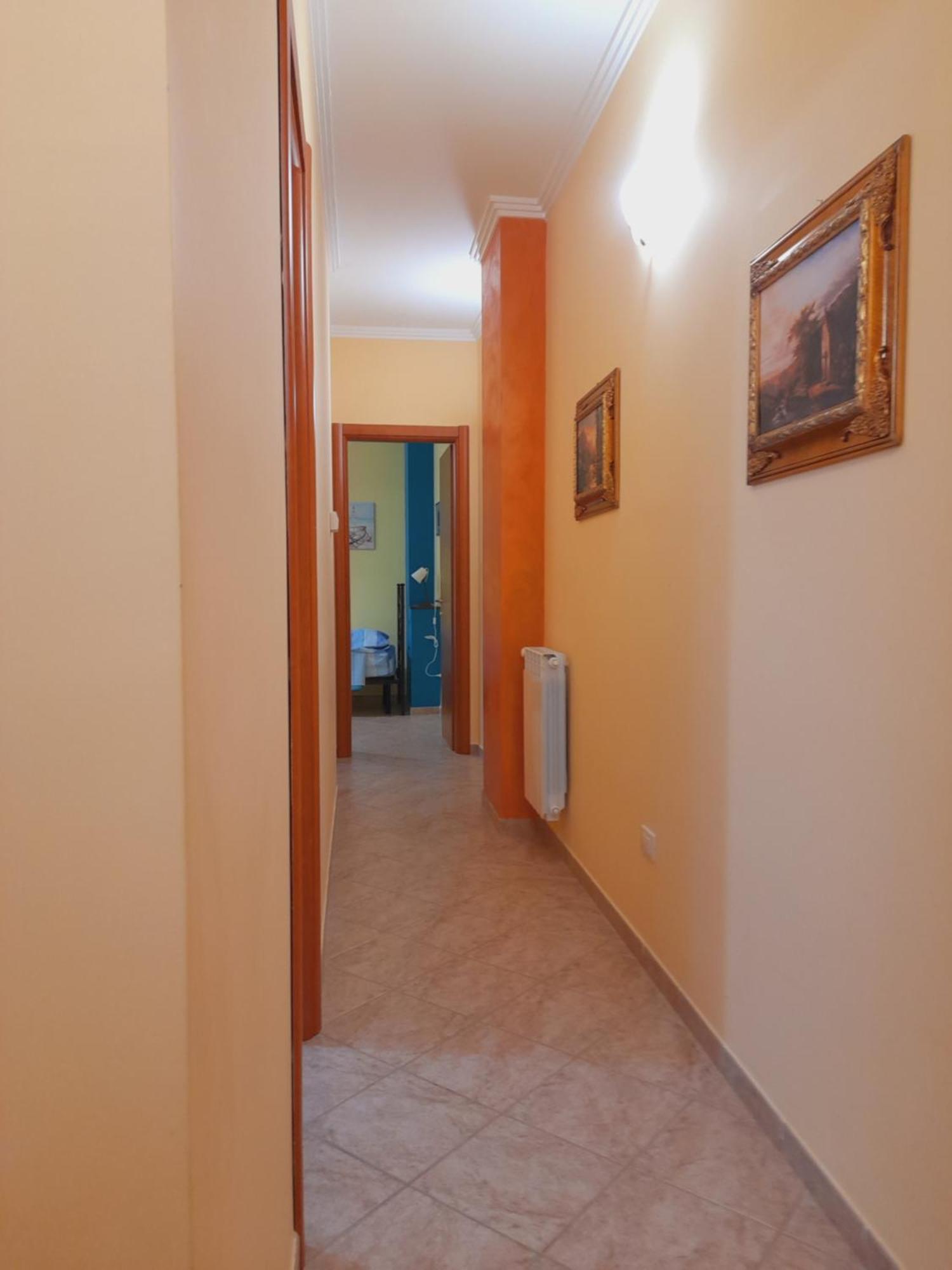 Apartamento Al Cortile Del Pozzo Delia Exterior foto