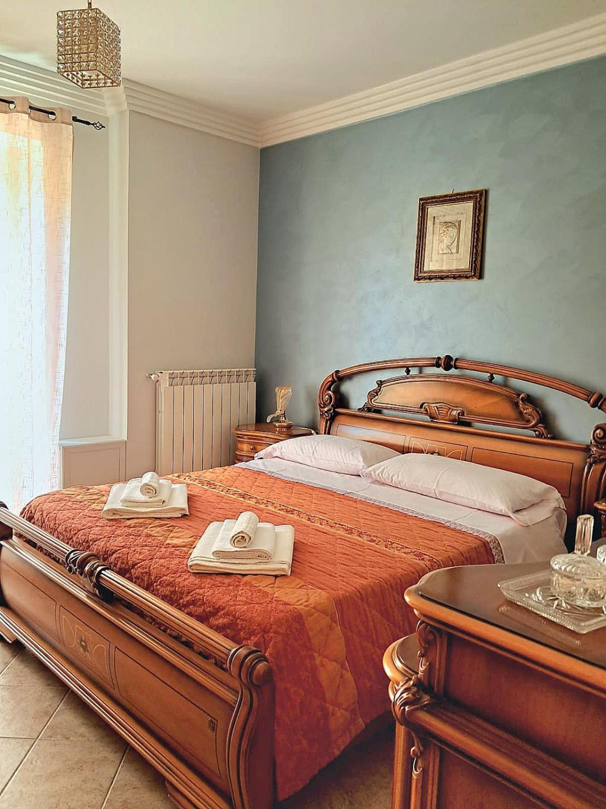 Apartamento Al Cortile Del Pozzo Delia Exterior foto